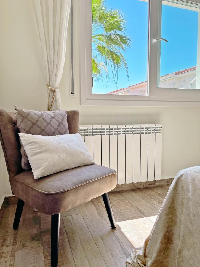 Cheerful Townhouse Center Sitges 5 Bedrooms Pool And Terrace Extérieur photo